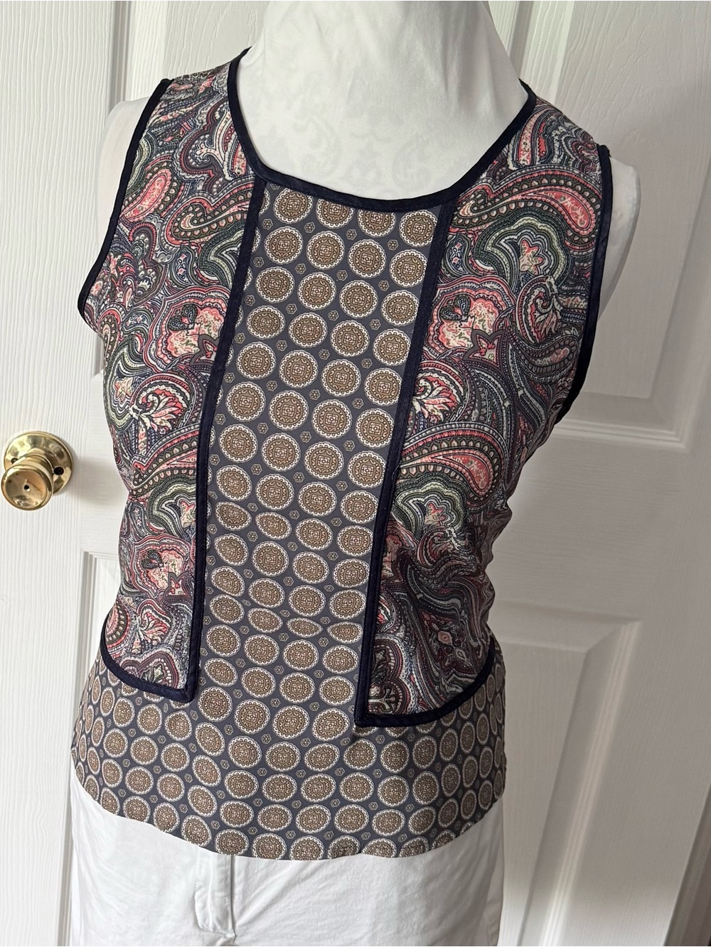 Crescent Paisley & Medallion Sleeveless Tank in Navy/Pink multicolored Print